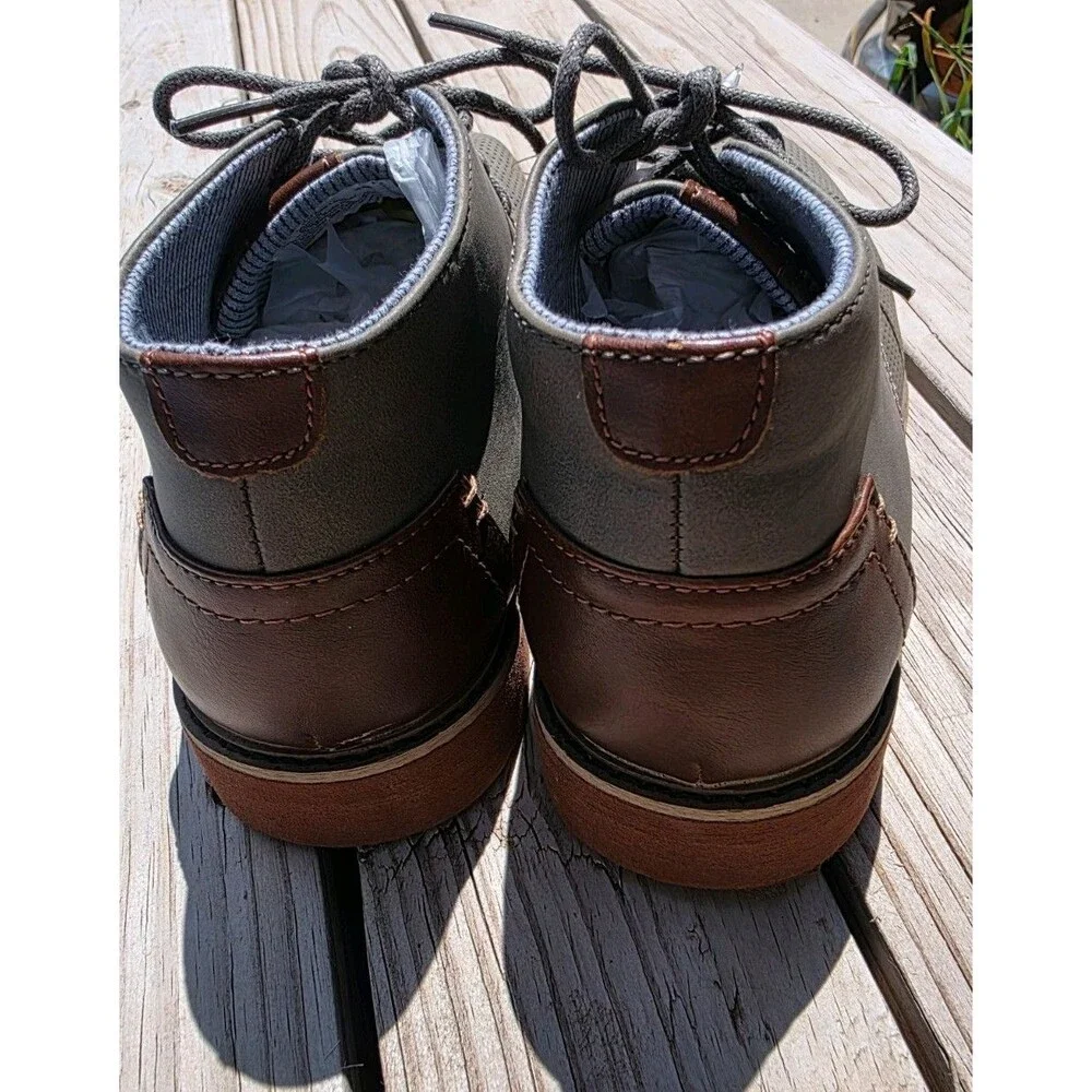 Boy's 3M NWOT Deer Stags Gray/Brown Ankle Chukka Boots